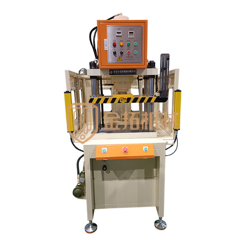 �����͉��C